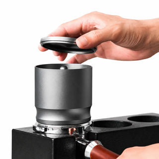 Yozcoffee Espresso Copa de Dosificación 58mm Aleación de aluminio Distribuidor Negro/plata — imagen del producto